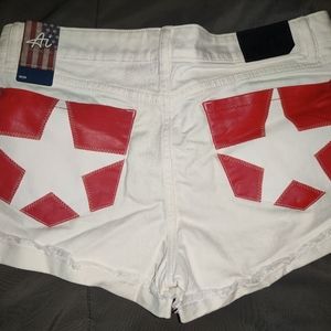 Brand new shorts - Size 29